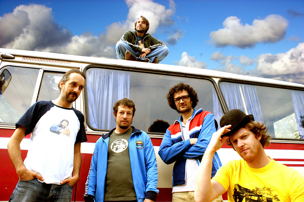 Dub Spencer & Trance Hill - Live in Surround